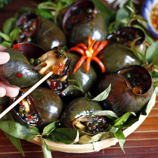 Ốc bươu nướng tiêu xanh